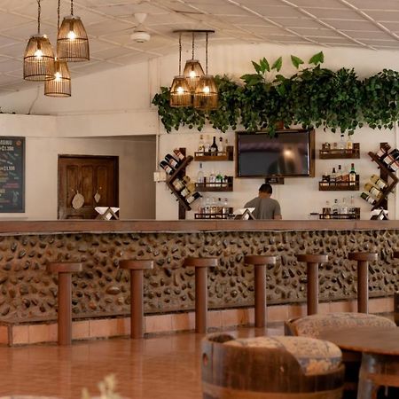 Hotel La Isla Parrita Εξωτερικό φωτογραφία