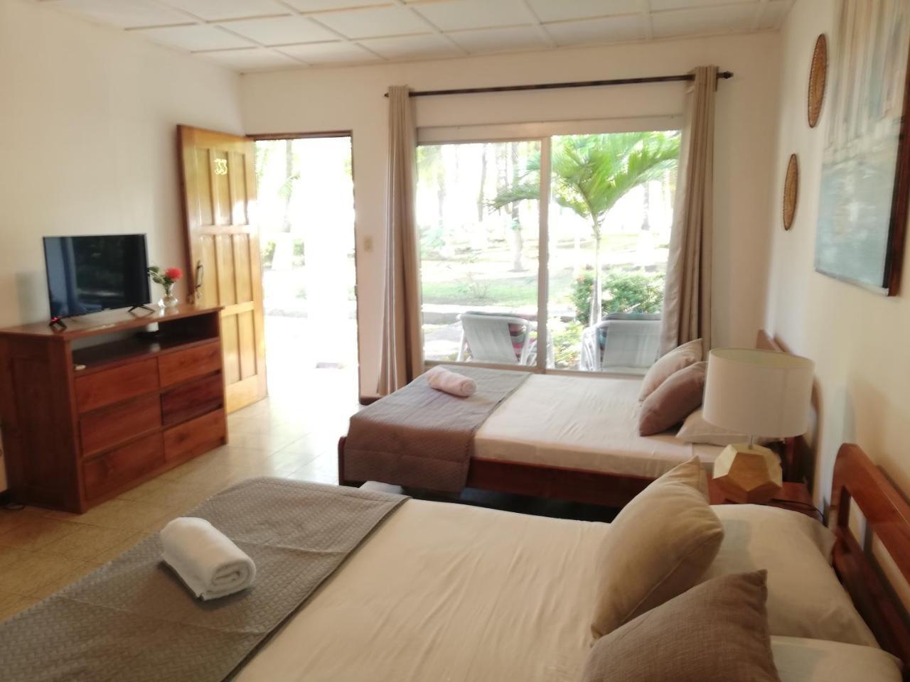 Hotel La Isla Parrita Εξωτερικό φωτογραφία