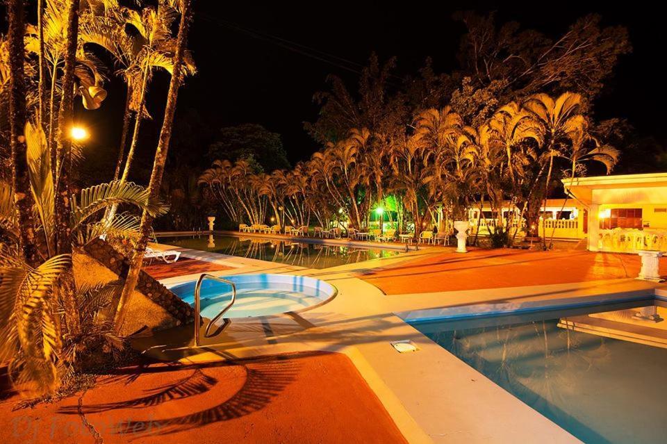 Hotel La Isla Parrita Εξωτερικό φωτογραφία